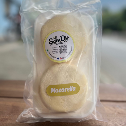 Arepas de buñuelo mozzarella Paq X 4